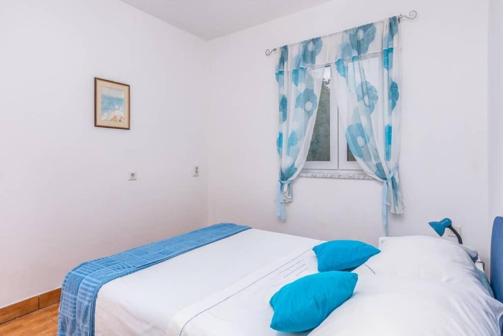 Apartment Mira 3 Klimno Kültér fotó